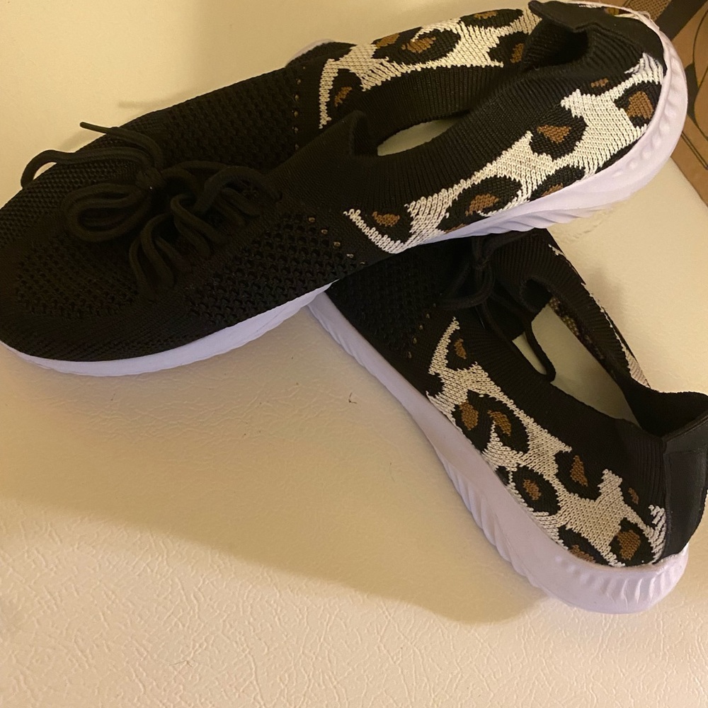 Cheetah shoes (shein)